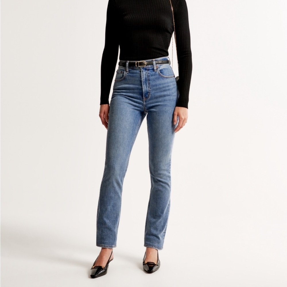 Abercrombie & Fitch 90s Slim Straight Ultra High Rise Jeans - Curve Love